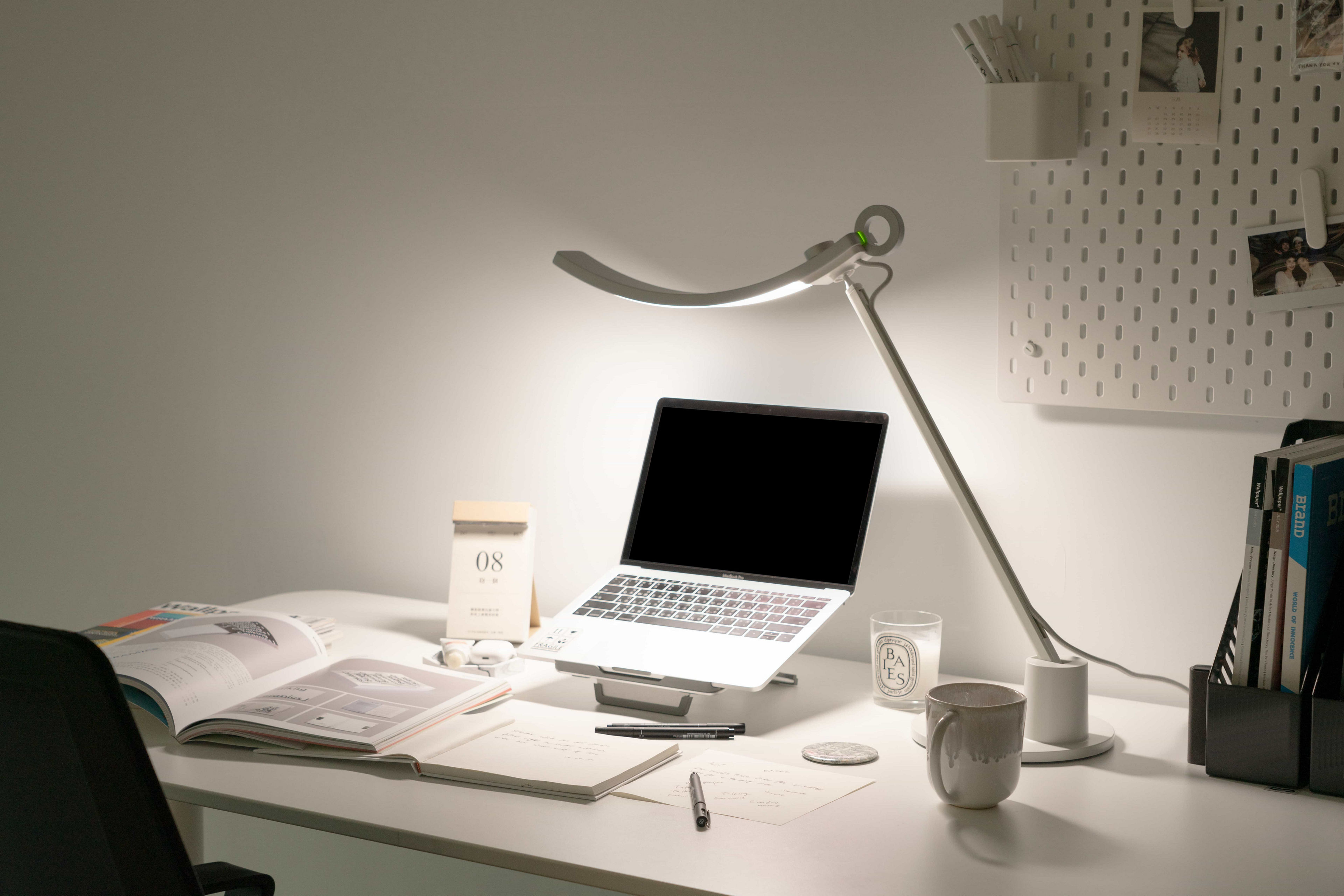 Create a Productive Oasis: Designing the Perfect Laptop Desk Setup